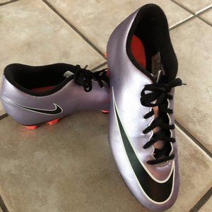 Nike Mercurial Womens Cleats - 8.5